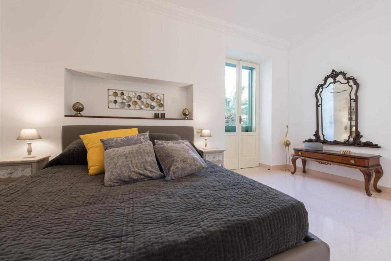 Duomo Seaside Deluxe Apartment By Ortigia Apartments 锡拉库扎 外观 照片
