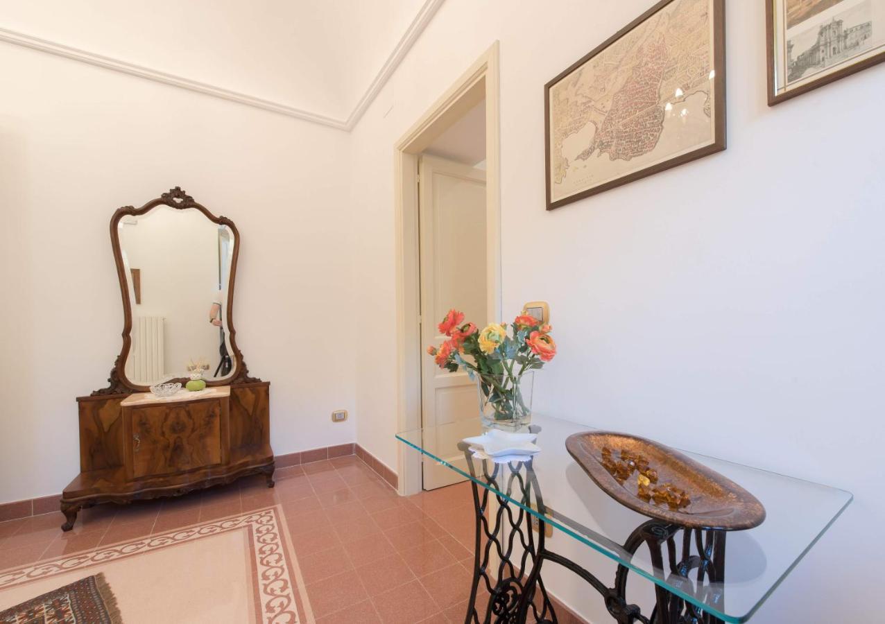 Duomo Seaside Deluxe Apartment By Ortigia Apartments 锡拉库扎 外观 照片