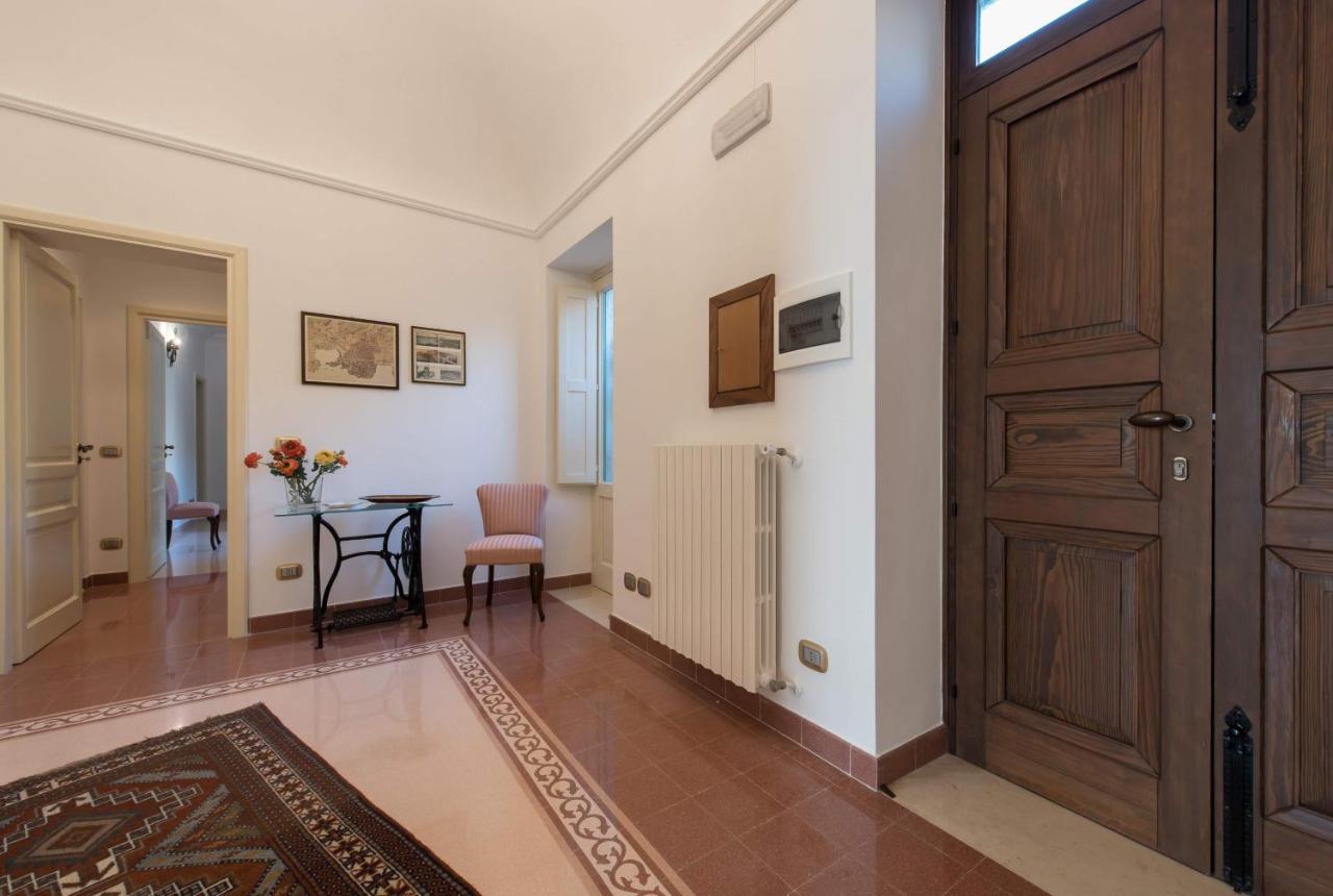 Duomo Seaside Deluxe Apartment By Ortigia Apartments 锡拉库扎 外观 照片
